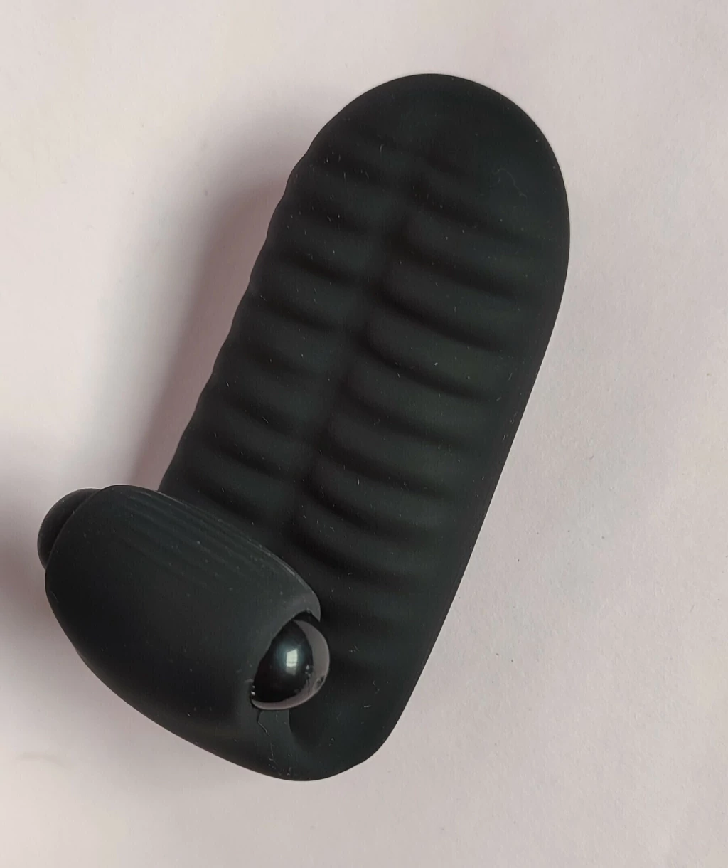But finger due - St-kit-0015