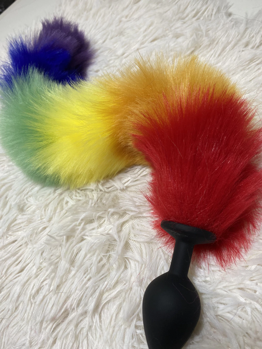 Infarta plug anal de silicona tamañao mediano con cola de colores- ft-SMFQ3-M- playtail