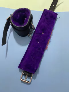 Kubiak esposa de cuero chica con peluche lila y cadena - KS35150