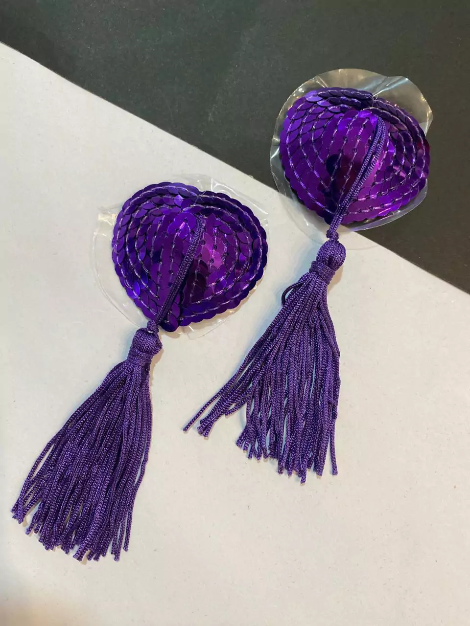 Sweet pezoneras con lentejuelas y flecos lilas - Pezl