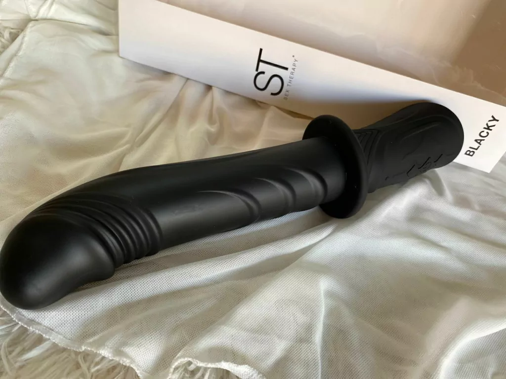 But blacky - Estimulador recargable forma de espada- st-vb-0222