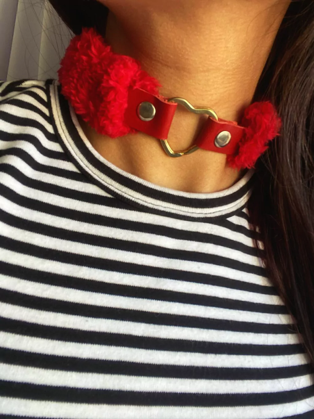 Infarta collar rojo de peluche y cuero - INF014.002