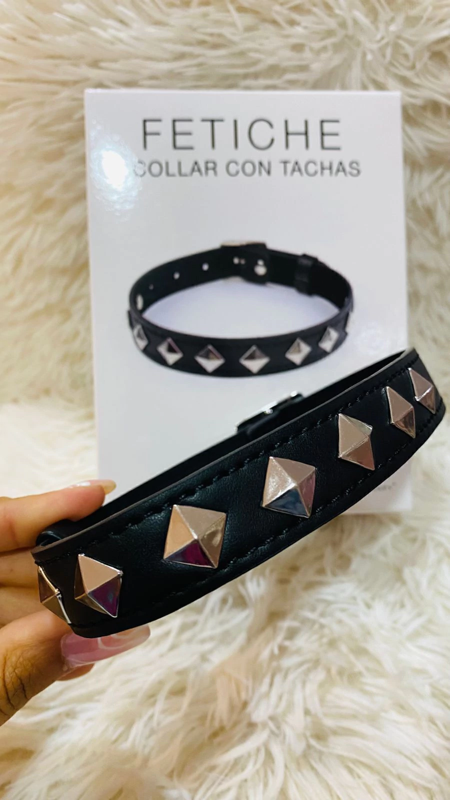 But collar con tachas - 262412081