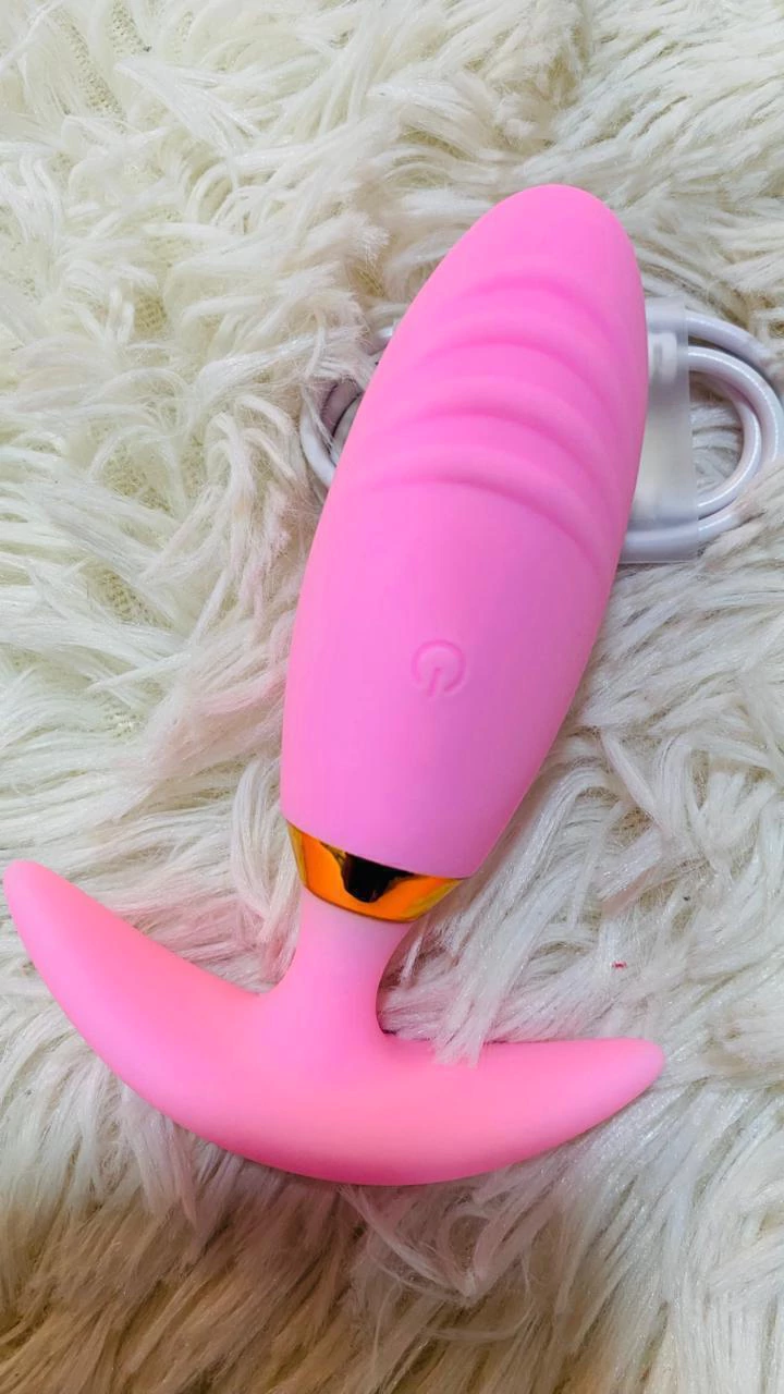 Caiman plug con vibracion recargable rosa - APP02
