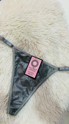 Sweet tanga de vinilo con strass gris - 194, foto 3 de 3