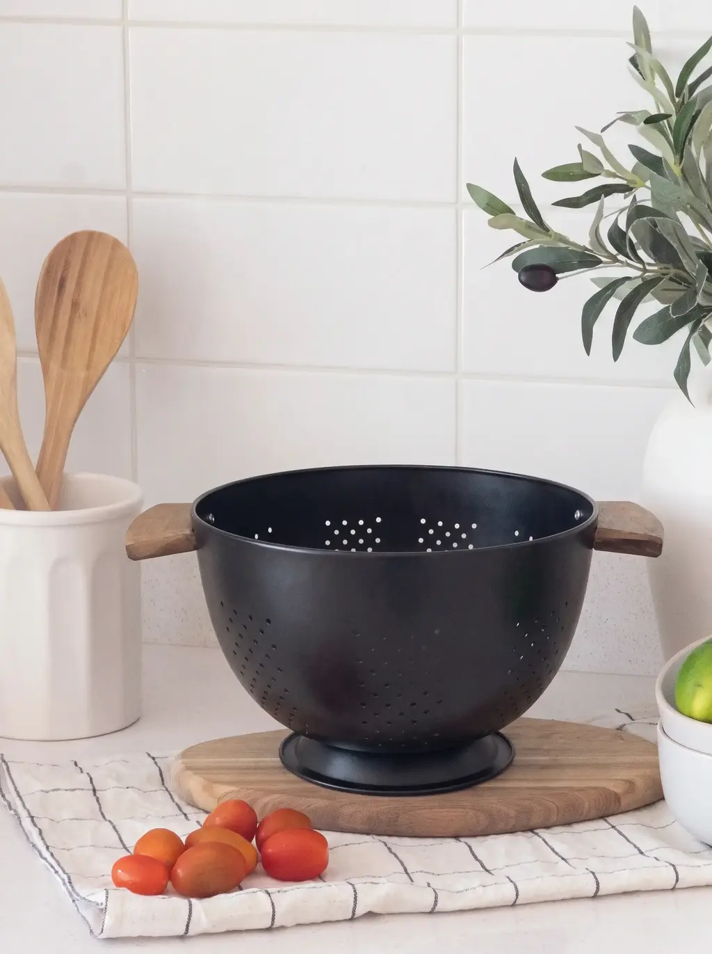 Colador 25 cm Negro