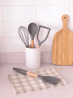 Cuchara De Goma Gris, foto 1 de 3