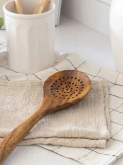 Espumadera de madera GH-2149, foto 1 de 4