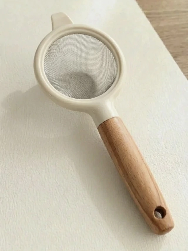Colador Crema C/Mango Madera Claro GH-2450