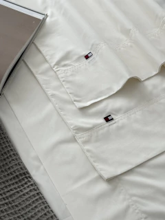 Juego de Sabanas Tommy Hilfiger Queen Beige A6058, foto 1 de 3