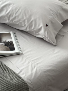 Juego de Sabanas Tommy Hilfiger Queen Gris A6061, foto 1 de 5