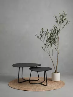 Mesa Irregular Big Negro GH-2731, foto 1 de 3
