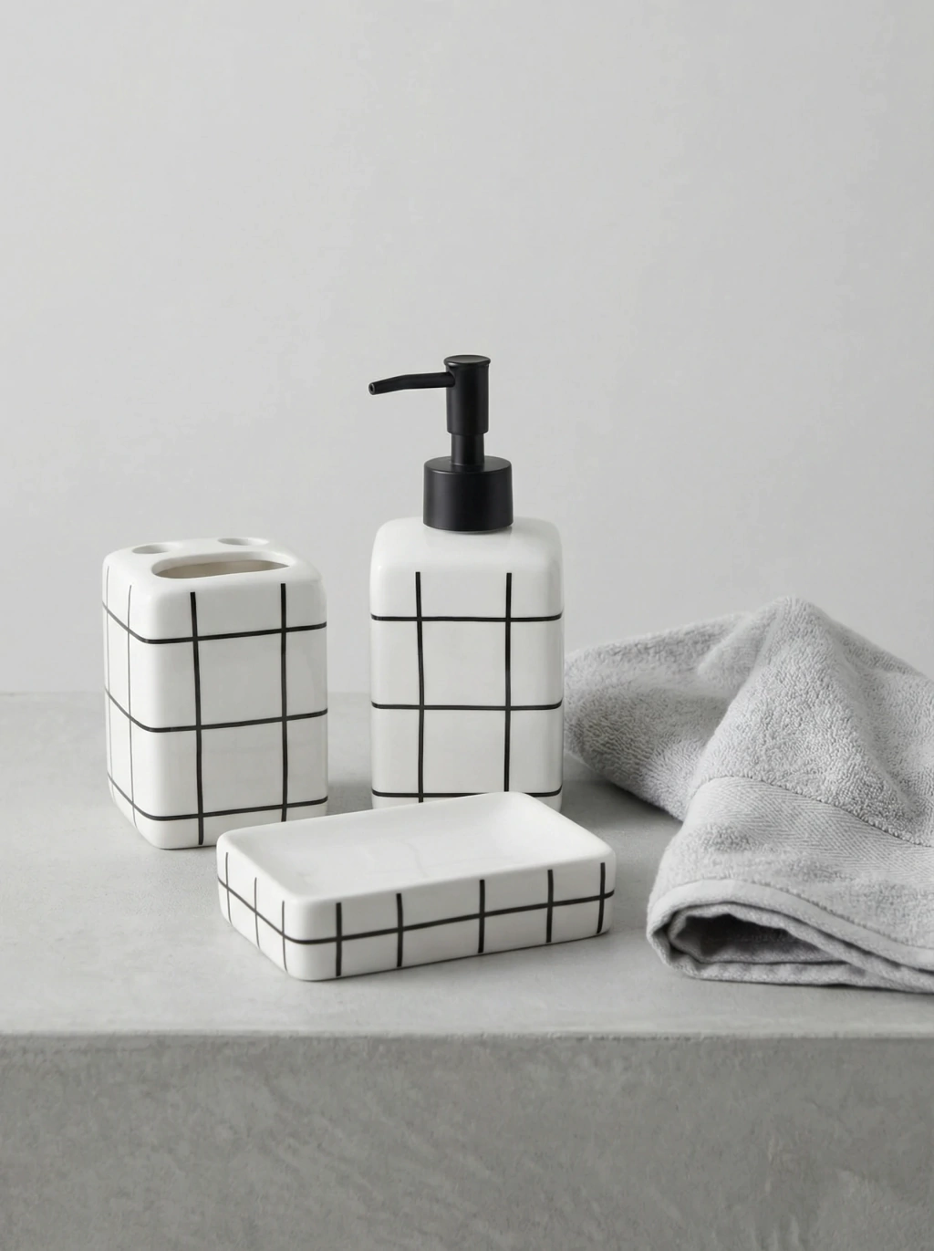 Set de Baño Cuadrille Negro y blanco GH-2817