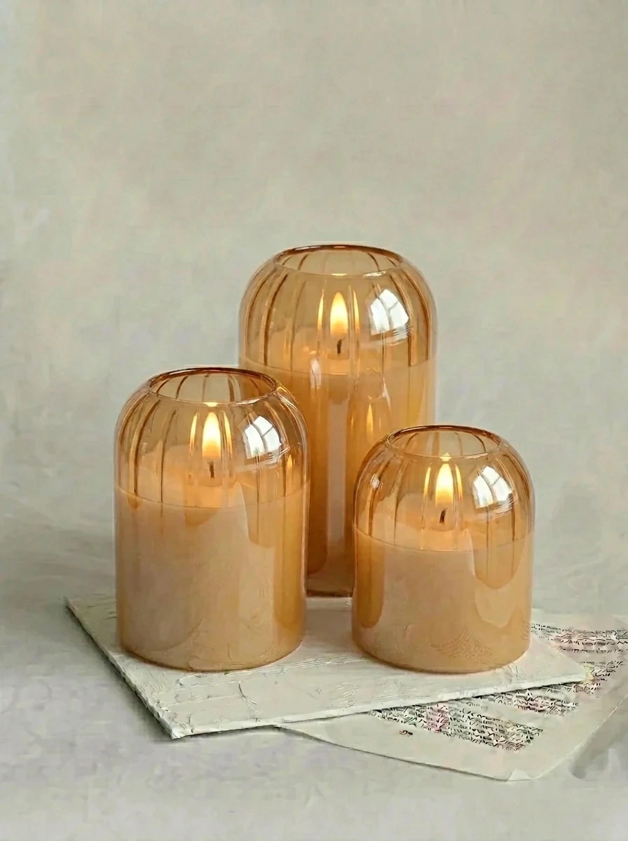 Vela Decorativa Redonda Ambar Lineas 7,5x10cm GH-2799