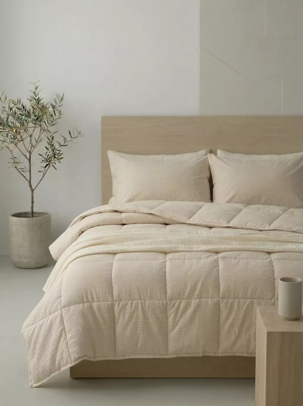 Kit Edredón Atenas King Rayado Beige GH-0079K-BG