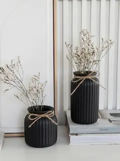 Jarrón Florero Relieve Negro GH-2646N, foto 1 de 2