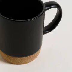 Mug net black base de corcho, foto 4 de 4