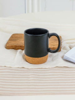 Mug net black base de corcho, foto 1 de 4