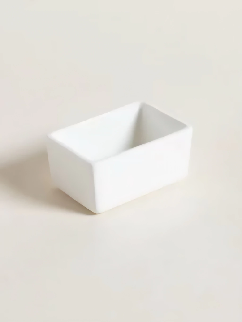 Recipiente de porcelana blanca rectangular 9x6 cm