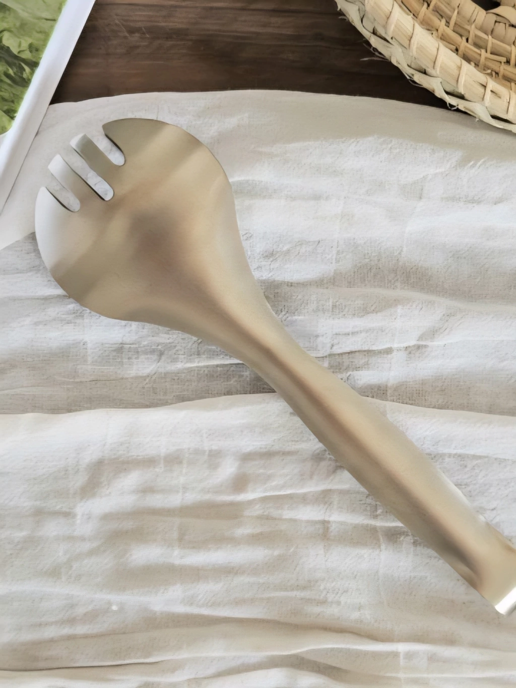 Pinza de acero redondeada 24 cm