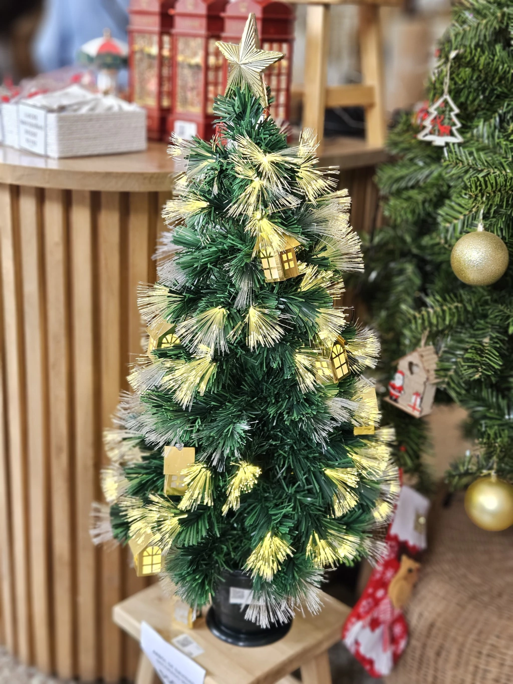 Arbol de Navidad Con Luces + Pack de Adornos