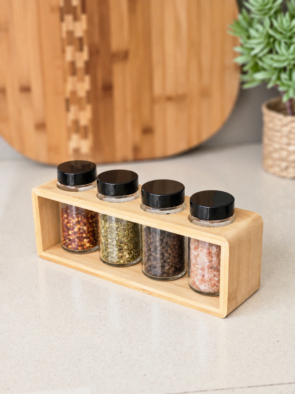 Especiero rectangular de bamboo con 4 frascos de vidrio