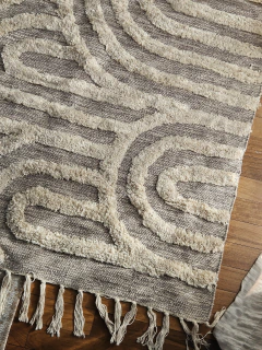 Alfombra natural pelo corto, arcos concéntircos y flecos, foto 2 de 4