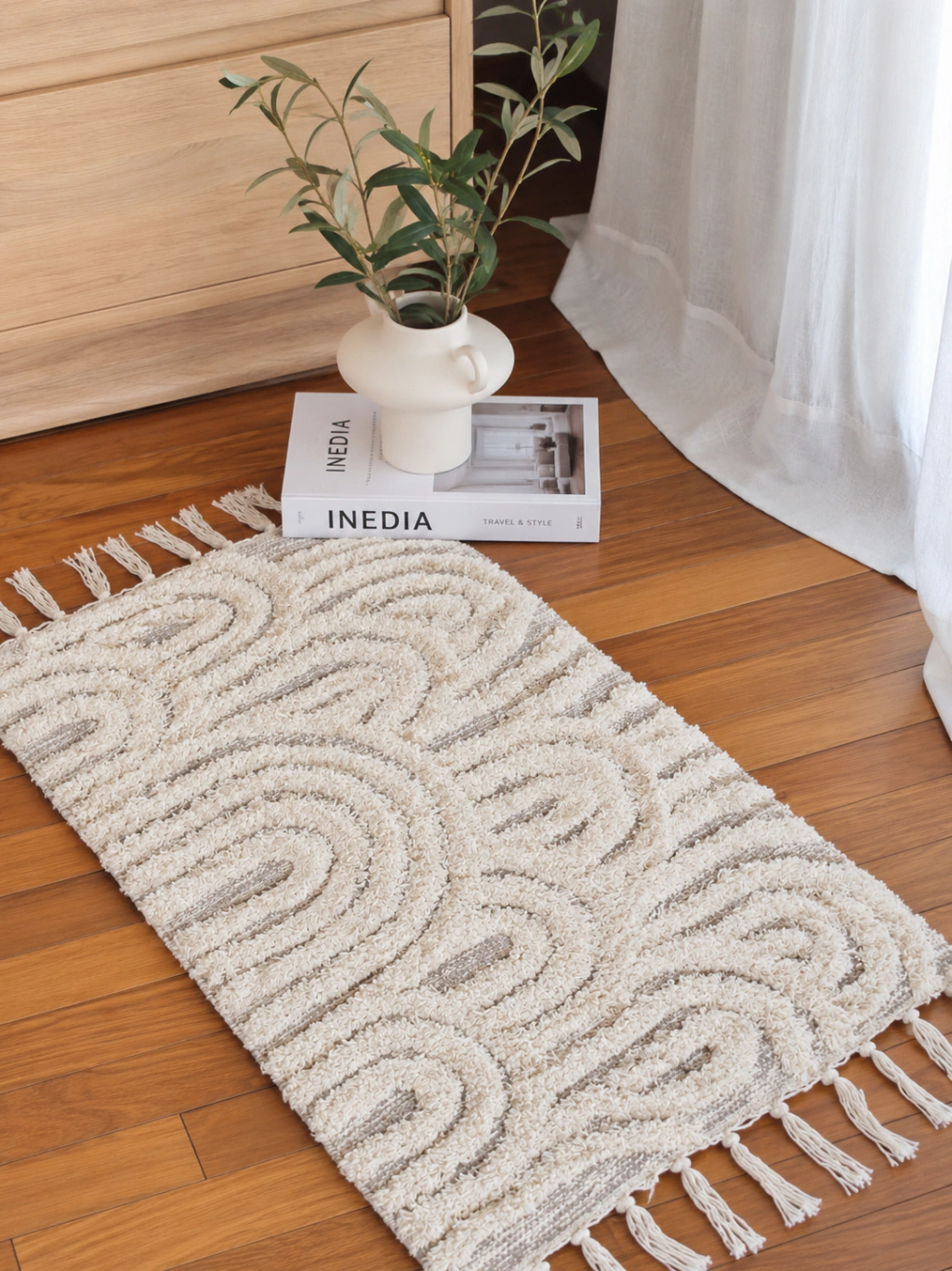 Alfombra natural pelo corto, arcos concéntircos y flecos 50x80