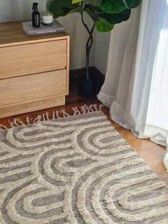 Alfombra natural pelo corto, arcos concéntircos y flecos, foto 1 de 4