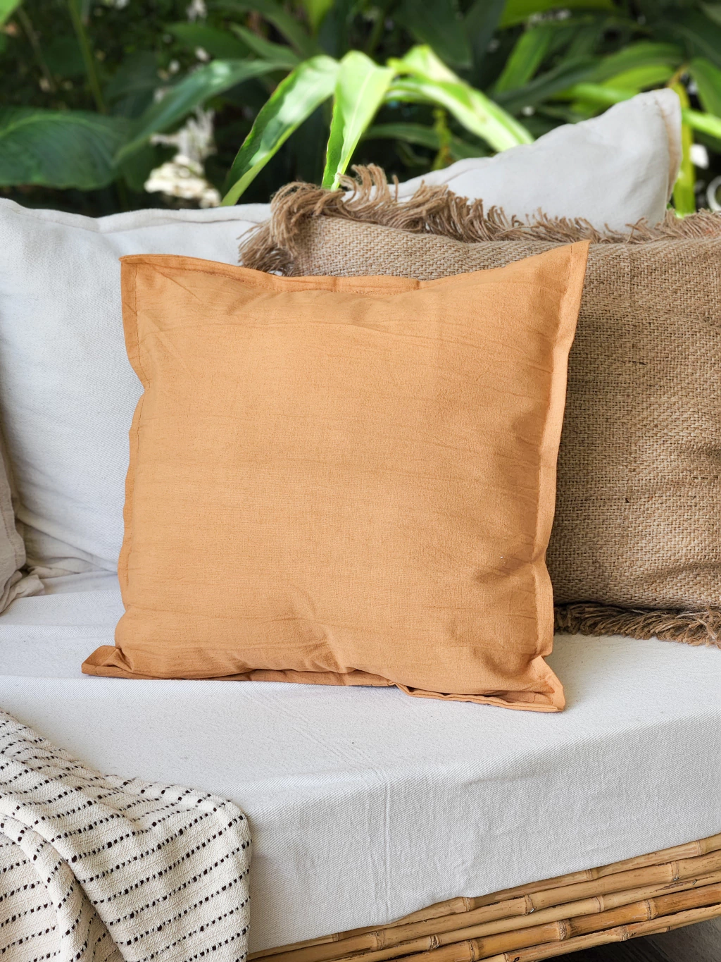 Funda de almohadon tussor canela (2 medidas)