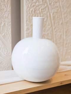Florero big opaque white