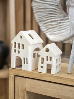 Casita de ceramica crema
