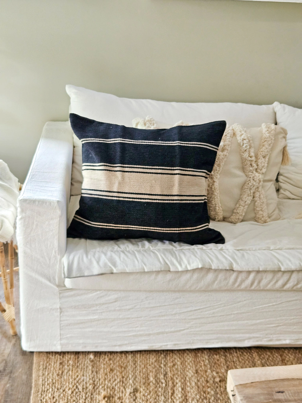 Funda de almohadon bermeo negro y beige 60x60