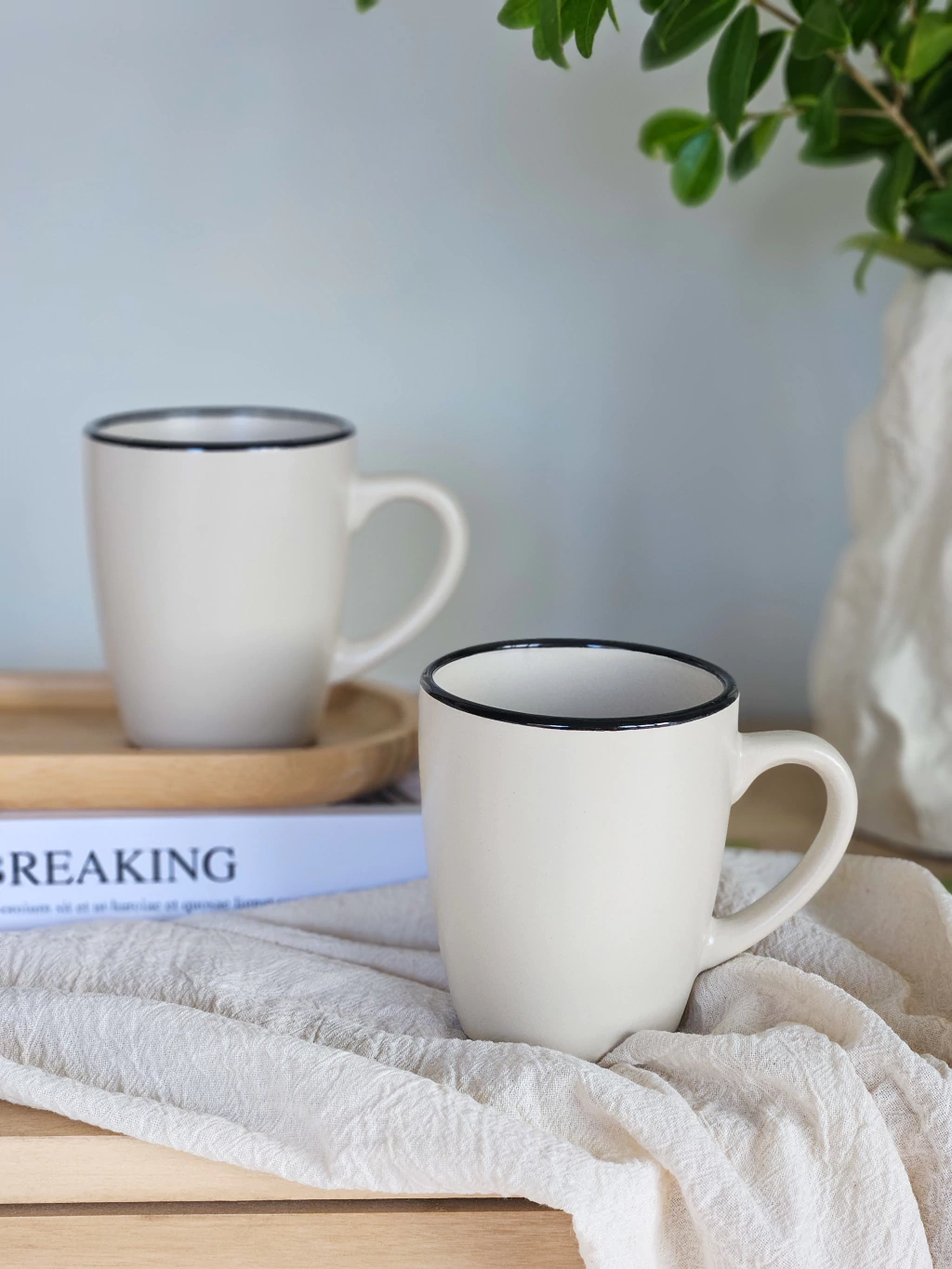 Mug singapur borde negro brillante 340 ml