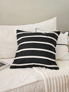 Funda de almohadon gamarra negro-optico 60x60, foto 1 de 2