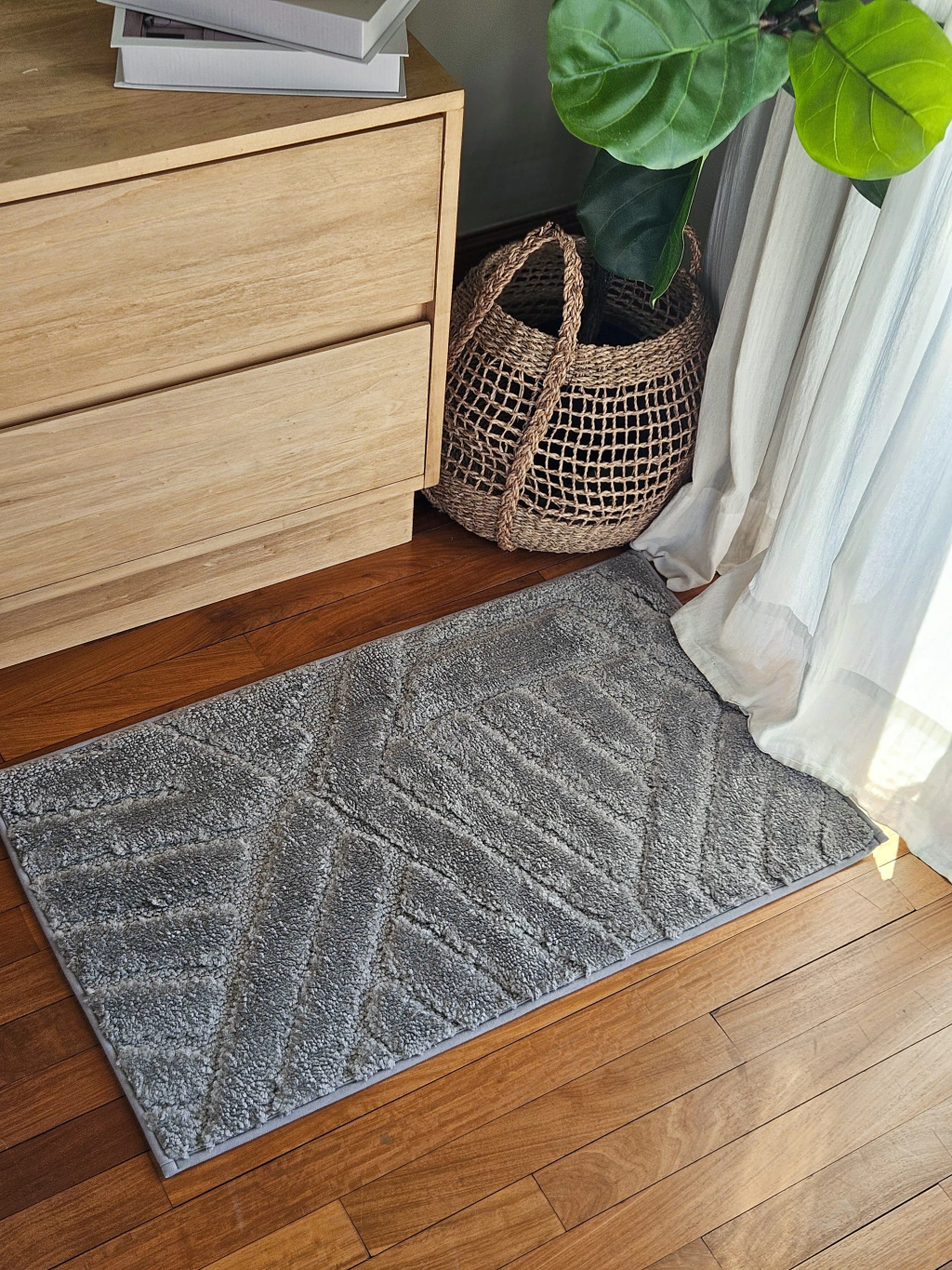 Alfombra de baño triangulos 50x80
