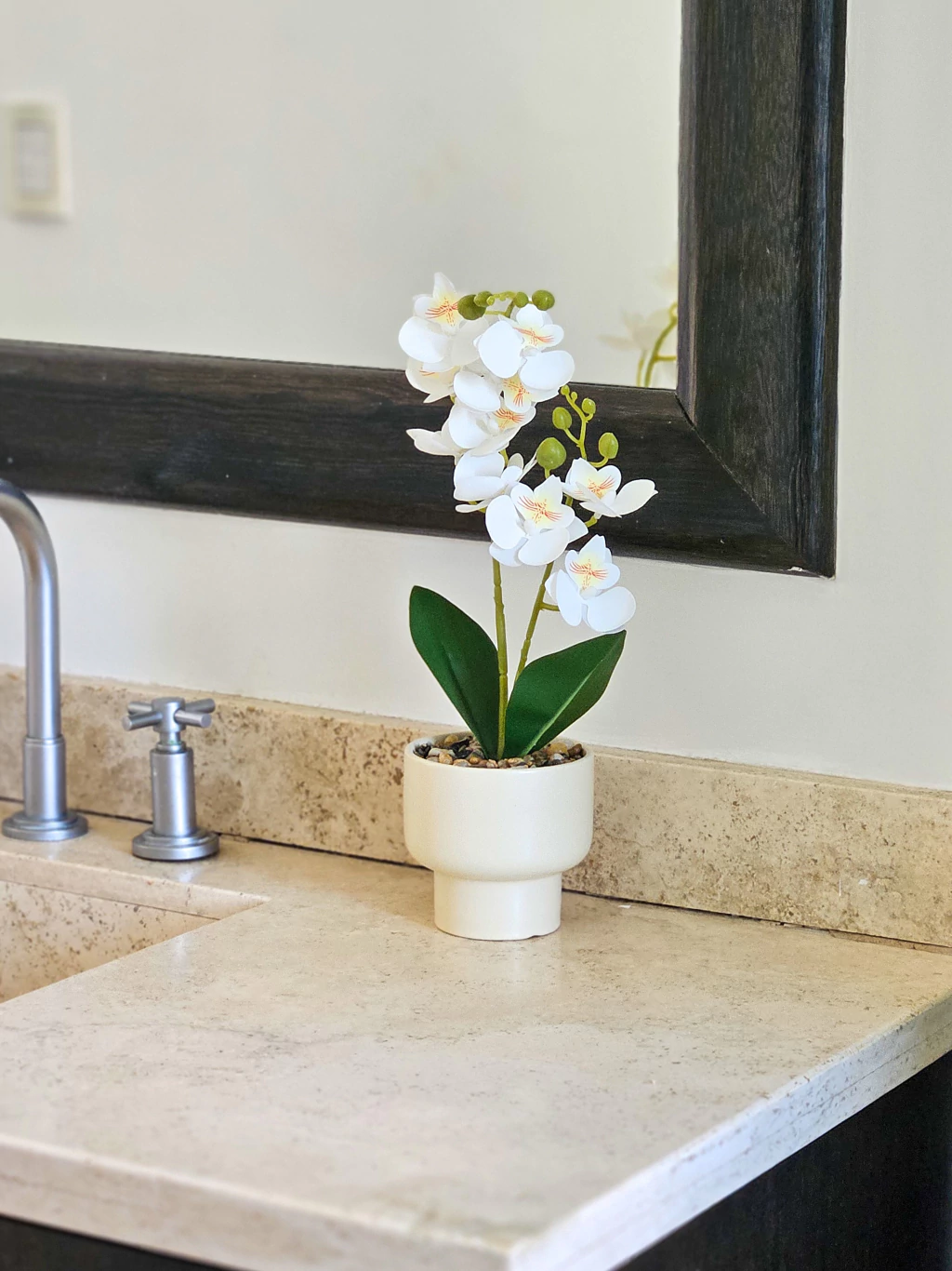 Orquidea Blanca con Maceta 39 cm