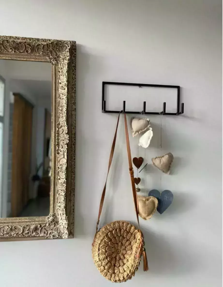 Perchero de pared cata