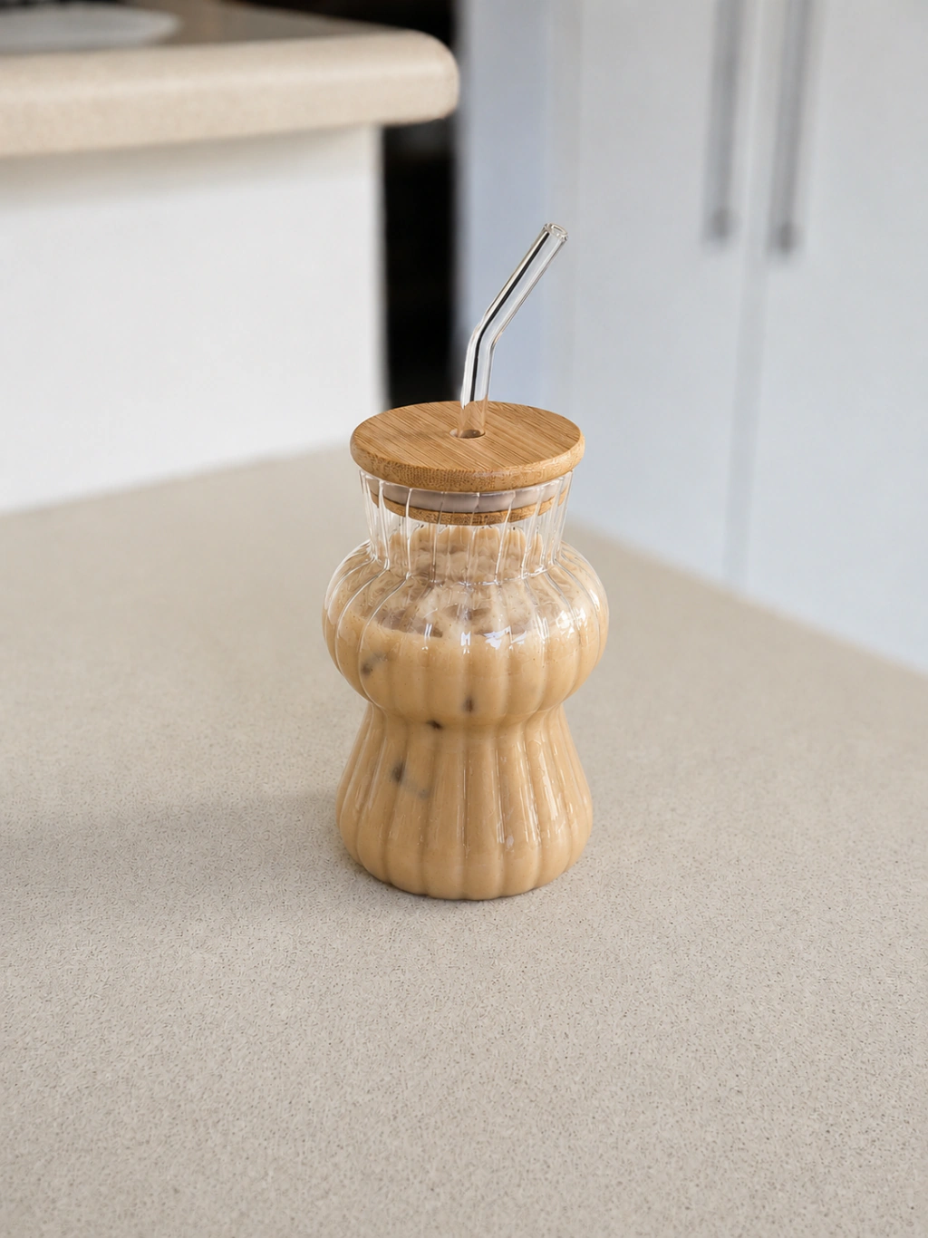 Vaso Pili con tapa y sorbete
