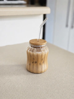 Vaso Gordi con tapa y sorbete, foto 1 de 2