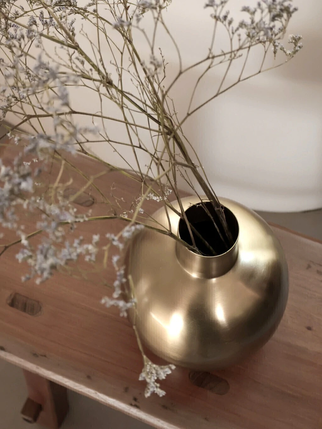 Vasija esfera gold