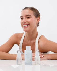 Glass skin kit / Milky Toner + Brightening Drops + Boosting Drops, foto 2 de 6