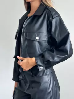 Campera de cuerina Ailin, foto 4 de 10