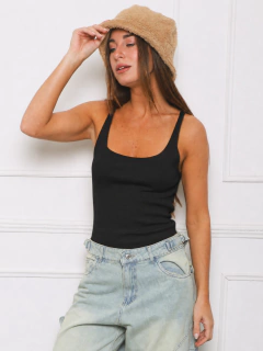 Musculosa Básica Ribb, foto 4 de 7
