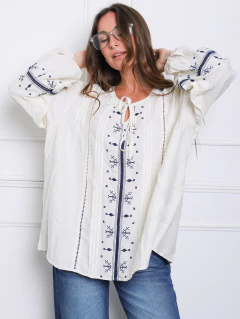 Blusa ZAIR Bordada, foto 2 de 8