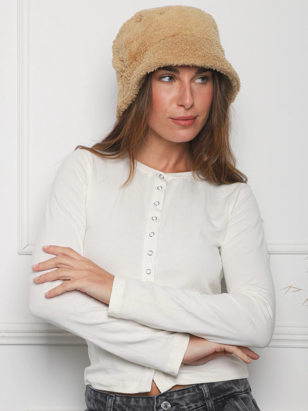 Remera LISSE con Broches