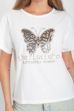 Remera Estampada "MARIPOSA ANIMAL PRINT", foto 3 de 7