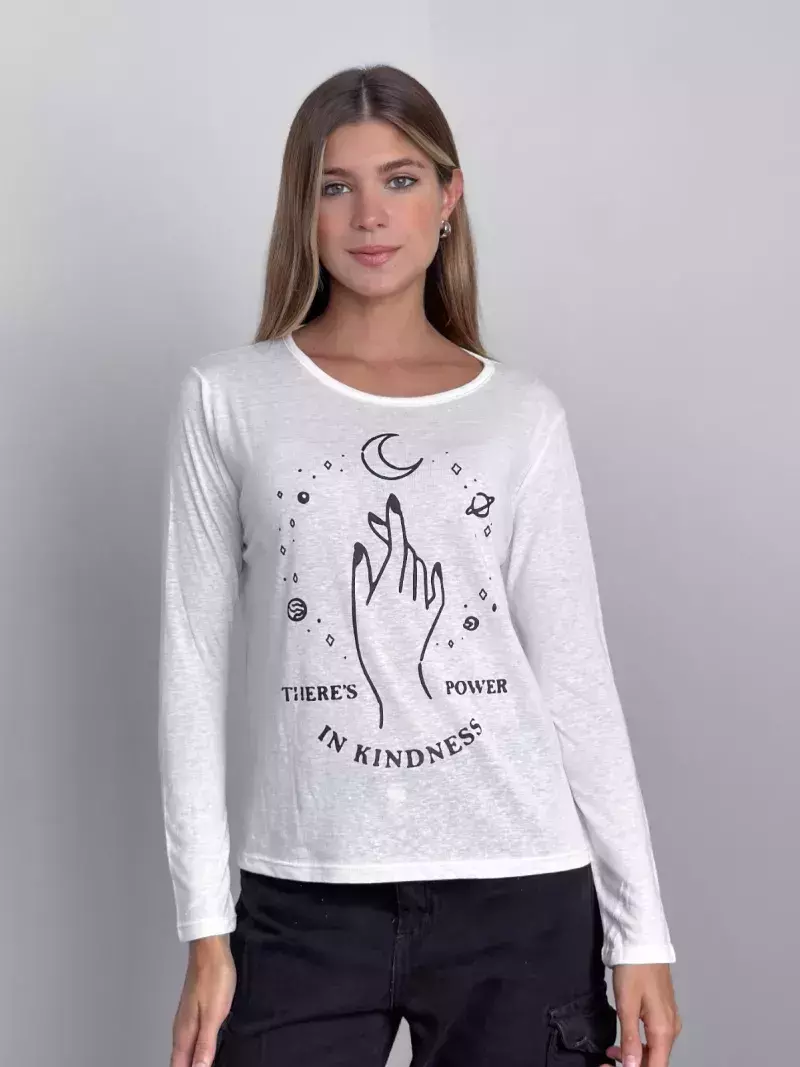 Remera manga larga Power in kindness