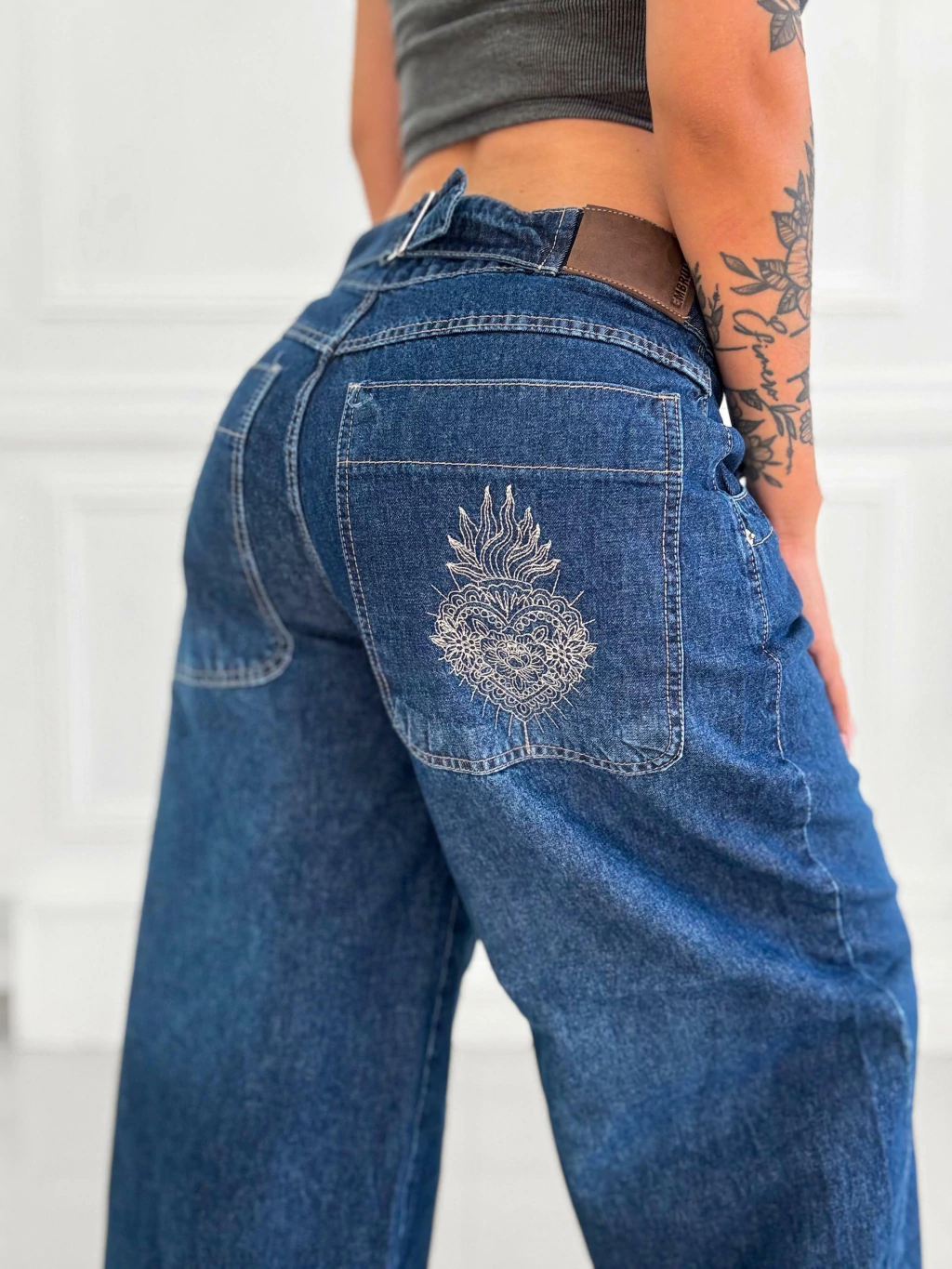 Jean Bordado NAVY Baggy