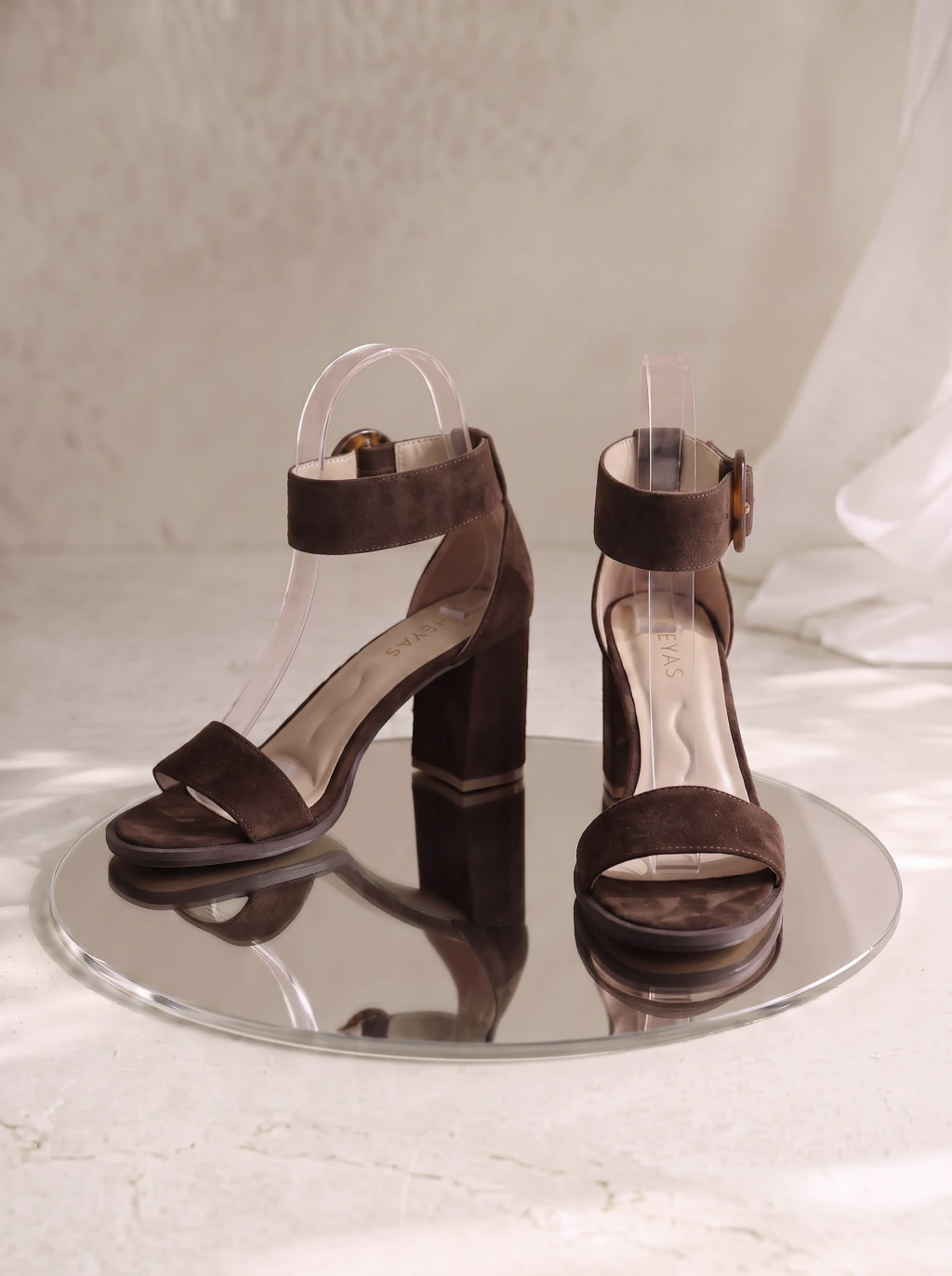 Sandalia Jakarta Chocolate HEYAS